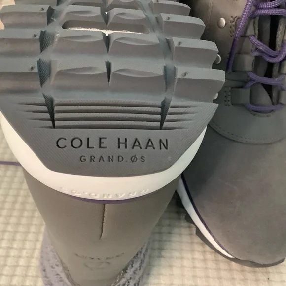 Cole Haan Hiker waterproof boots, Size 11B - Picture 4 of 8